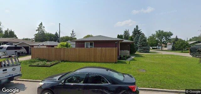 1 Blue Heron Crescent（加拿大曼尼托巴省溫尼伯市）房屋照片