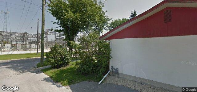 Photo of 108 Larche Avenue E in Winnipeg, Manitoba