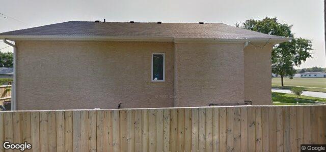 109 Thom Avenue E（加拿大曼尼托巴省温尼伯市）房屋照片