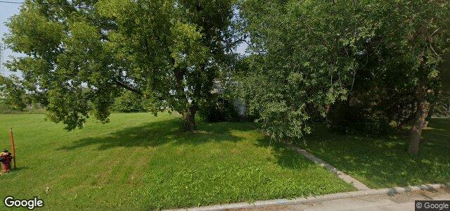 135 Larche Avenue E（加拿大曼尼托巴省温尼伯市）房屋照片