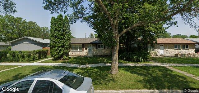 143 St Martin Boulevard（加拿大曼尼托巴省温尼伯市）房屋照片