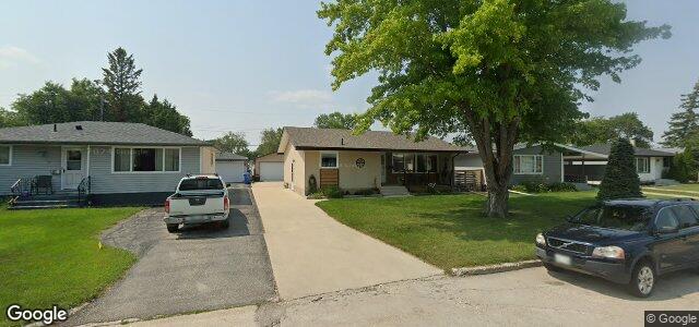 15 Laurentia Bay（加拿大曼尼托巴省温尼伯市）房屋照片