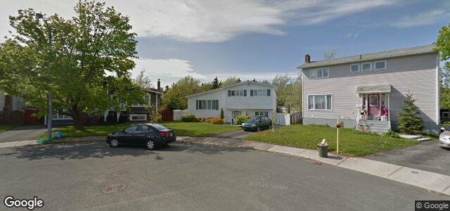 15 Regina Place（加拿大曼尼托巴省温尼伯市）房屋照片