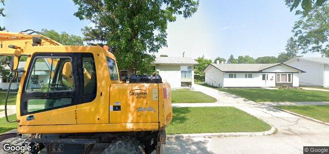 15 Whitehall Boulevard（加拿大曼尼托巴省温尼伯市）房屋照片