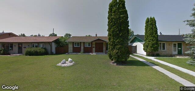 Photo of 18 Shadyside Drive in Winnipeg, Manitoba