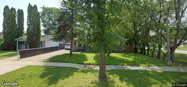Larawan ng 2 St Martin Boulevard sa Winnipeg, Manitoba