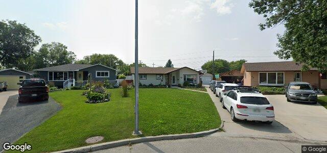 21 Blue Heron Crescent（加拿大曼尼托巴省温尼伯市）房屋照片