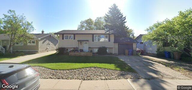 28 Walden Crescent（加拿大曼尼托巴省温尼伯市）房屋照片