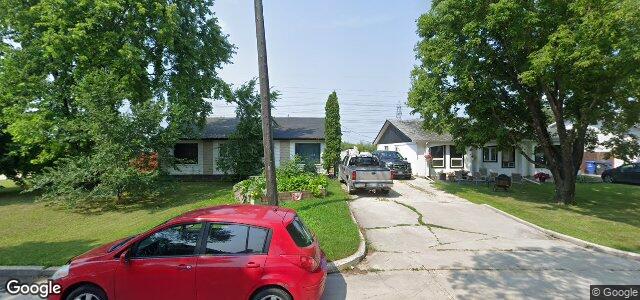 299 Larche Crescent（加拿大曼尼托巴省溫尼伯市）房屋照片