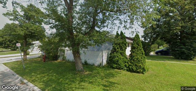 30 Blue Heron Crescent（加拿大曼尼托巴省温尼伯市）房屋照片