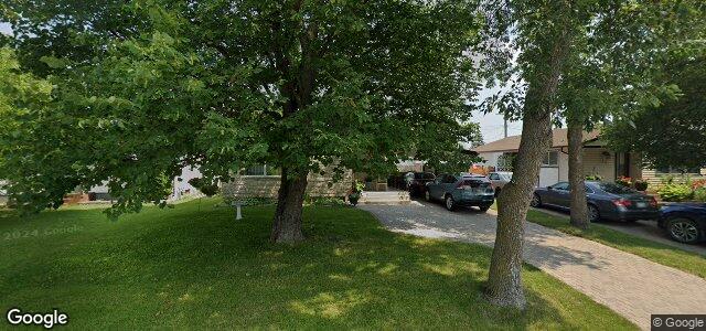 30 Laurentia Bay（加拿大曼尼托巴省温尼伯市）房屋照片