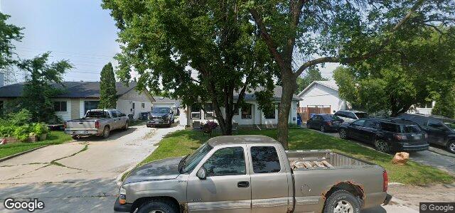 303 Larche Crescent（加拿大曼尼托巴省溫尼伯市）房屋照片