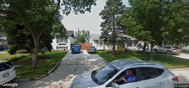 327 Larche Crescent（加拿大曼尼托巴省温尼伯市）房屋照片