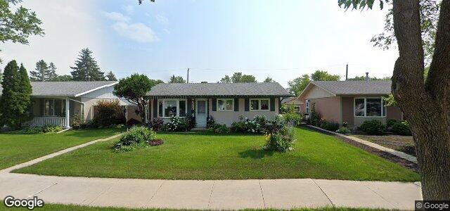 328 Larche Crescent（加拿大曼尼托巴省温尼伯市）房屋照片