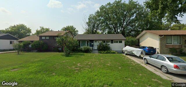 33 Blue Heron Crescent（加拿大曼尼托巴省溫尼伯市）房屋照片