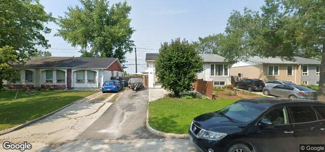 335 Larche Crescent（加拿大曼尼托巴省温尼伯市）房屋照片