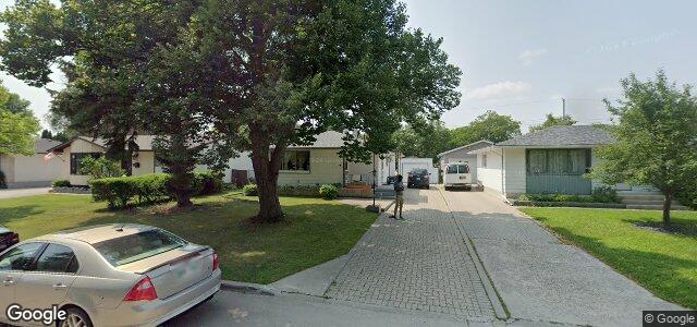 35 Laurentia Bay（加拿大曼尼托巴省温尼伯市）房屋照片