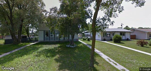 Larawan ng 4 Bramwell Avenue sa Winnipeg, Manitoba