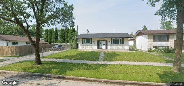 Photo of 491 Dowling Avenue E in Winnipeg, Manitoba