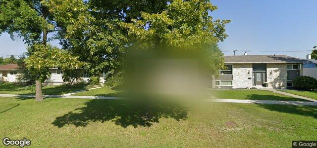 Photo of 539 Kildare Avenue E in Winnipeg, Manitoba