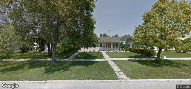 585 Mcmeans Avenue E（加拿大曼尼托巴省温尼伯市）房屋照片