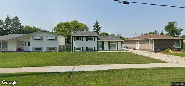 752 Wayoata Street（加拿大曼尼托巴省温尼伯市）房屋照片