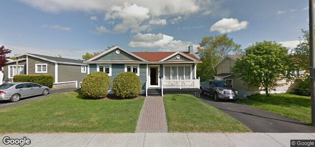 8 Regina Place（加拿大曼尼托巴省温尼伯市）房屋照片