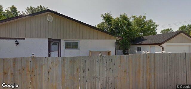 902 Wayoata Street（加拿大曼尼托巴省温尼伯市）房屋照片