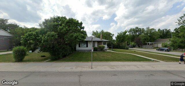 Larawan ng 1240 Henderson Highway sa Winnipeg, Manitoba