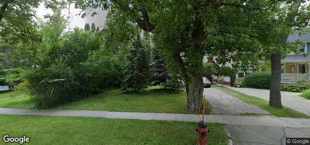 128 Helmsdale Avenue（加拿大曼尼托巴省温尼伯市）房屋照片