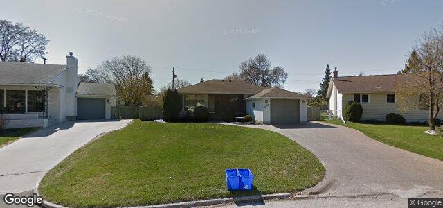 128 Rowandale Crescent（加拿大曼尼托巴省温尼伯市）房屋照片