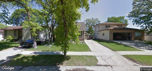 135 Essar Avenue（加拿大曼尼托巴省温尼伯市）房屋照片