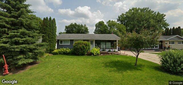 139 Larchdale Crescent（加拿大曼尼托巴省温尼伯市）房屋照片