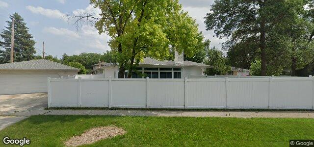 207 Larchdale Crescent（加拿大曼尼托巴省温尼伯市）房屋照片