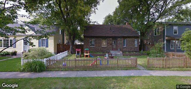 42 Dunrobin Avenue（加拿大曼尼托巴省温尼伯市）房屋照片