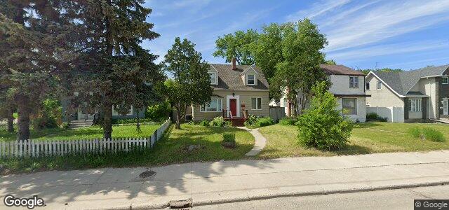 676 Henderson Highway（加拿大曼尼托巴省温尼伯市）房屋照片