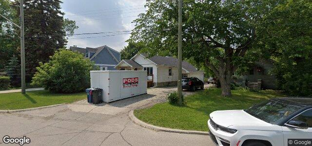 692 Kildonan Drive（加拿大曼尼托巴省温尼伯市）房屋照片