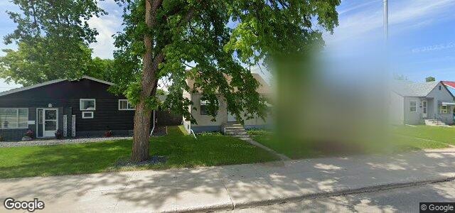 708 Henderson Highway（加拿大曼尼托巴省温尼伯市）房屋照片