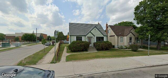 726 Henderson Highway（加拿大曼尼托巴省溫尼伯市）房屋照片