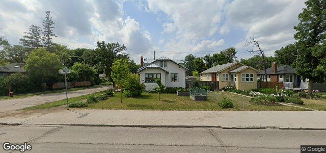 822 Henderson Highway（加拿大曼尼托巴省温尼伯市）房屋照片