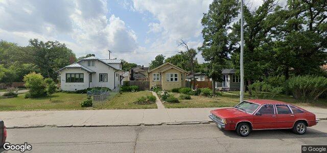 824 Henderson Highway（加拿大曼尼托巴省温尼伯市）房屋照片