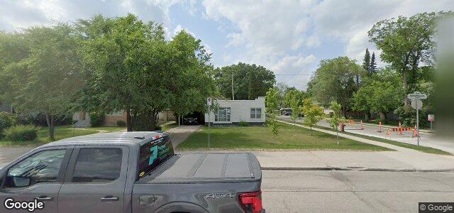 840 Henderson Highway（加拿大曼尼托巴省温尼伯市）房屋照片