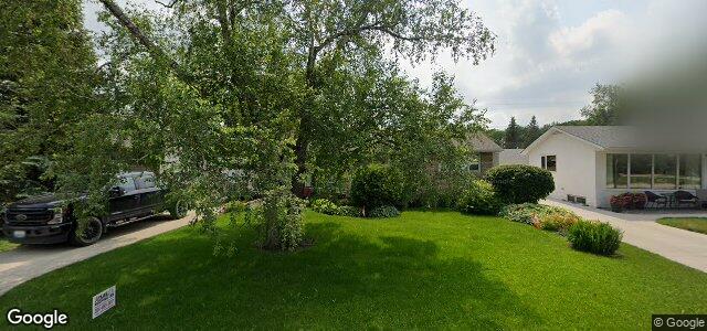 92 Rowandale Crescent（加拿大曼尼托巴省温尼伯市）房屋照片