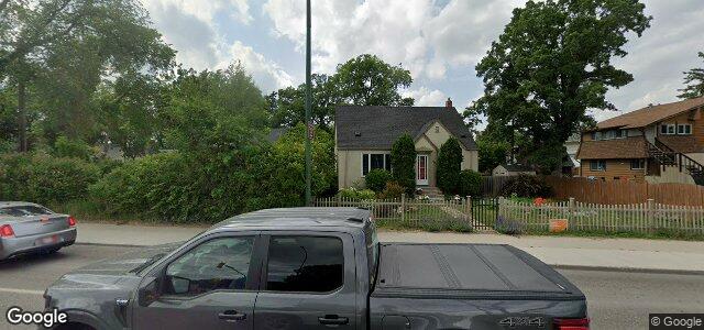 924 Henderson Highway（加拿大曼尼托巴省温尼伯市）房屋照片