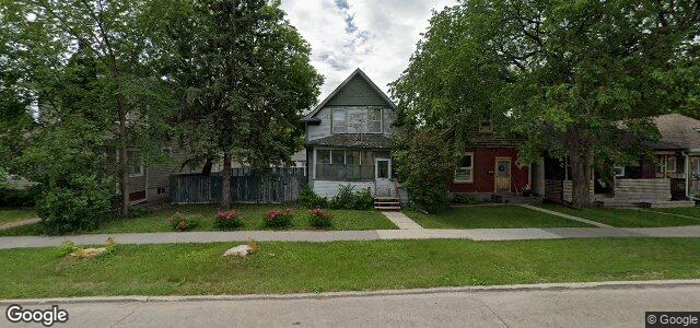 Photo of 240 Inglewood Street in Winnipeg, Manitoba