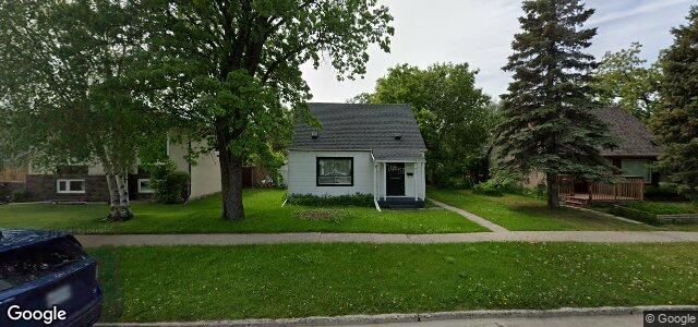 Photo of 422 Parkview Street in Winnipeg, Manitoba