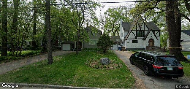 Photo of 459 Kingston Crescent in Winnipeg, Manitoba