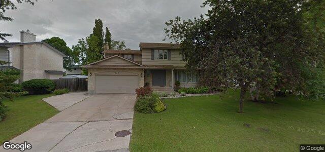Photo of 128 Pinehurst Crescent in Winnipeg, Manitoba
