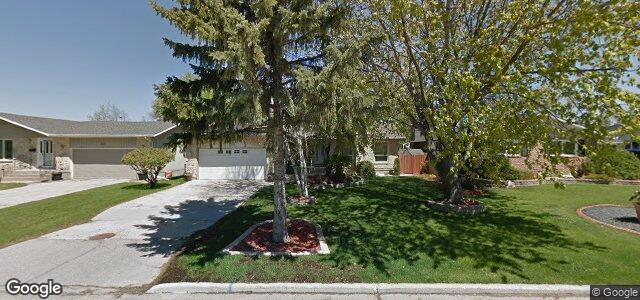 319 Country Club Boulevard（加拿大曼尼托巴省温尼伯市）房屋照片