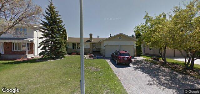 403 Country Club Boulevard（加拿大曼尼托巴省温尼伯市）房屋照片